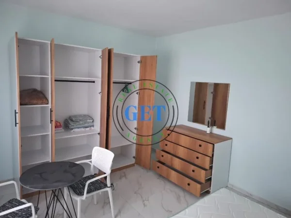 Durres, jepet me qera apartament 2+1 Kati 8, 80 m² 600 € 