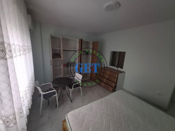 Durres, jepet me qera apartament 2+1 Kati 8, 80 m² 600 € 