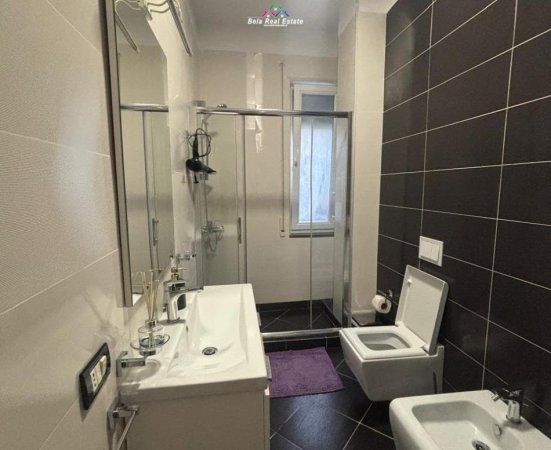 Tirane, jepet me qera apartament 1+1 Kati 3, 85 m² 600 € (Rruga Selite e Vjeter)