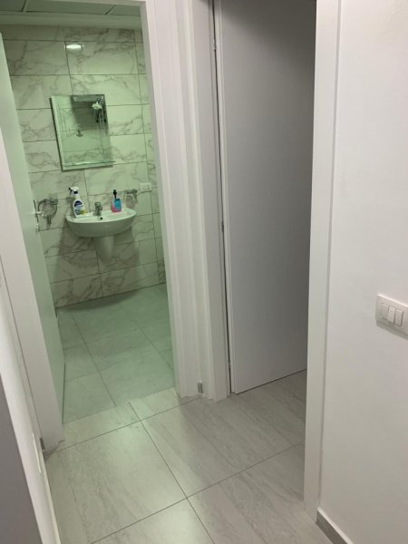 Tirane, jepet me qera apartament 2+1 Kati 6, 95 m² 700 € (Fiori di Bosco)