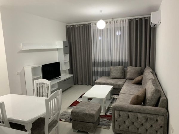 Tirane, jepet me qera apartament 2+1 Kati 6, 95 m² 700 € (Fiori di Bosco)
