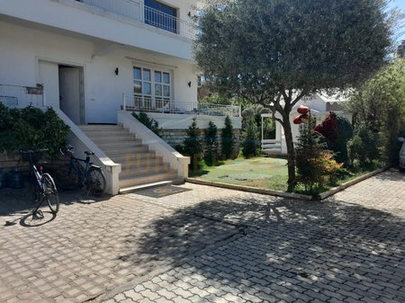 Tirane, shitet Vile , 427 m² 600.000 € 