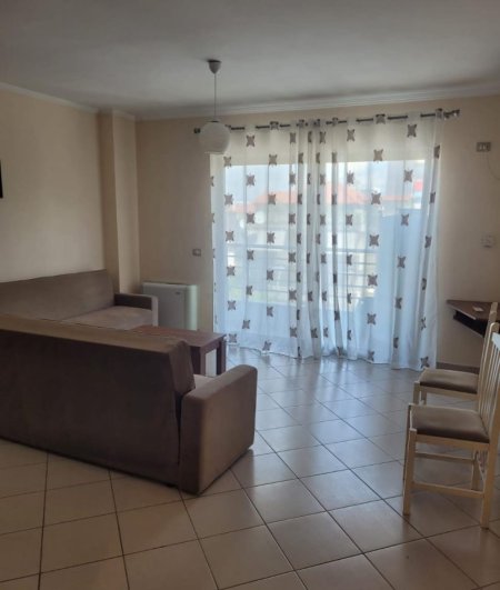 Tirane, shitet apartament 1+1 Kati 2, 70 m² 162.000 € (komuna e parisit)