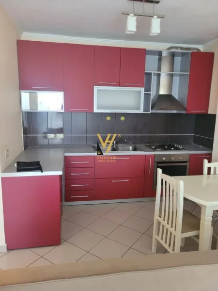 Tirane, shitet apartament 1+1+Ballkon Kati 2, 70 m² 158.500 € (KRISTAL CENTER)