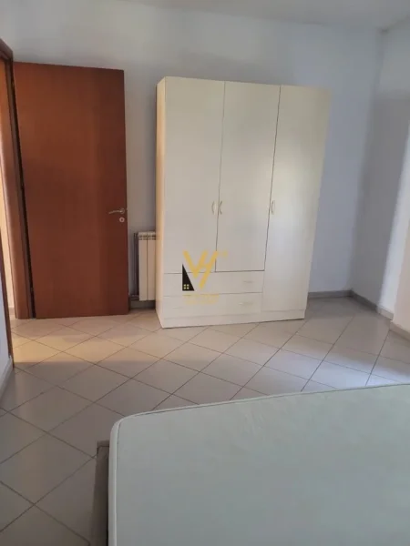 Tirane, shitet apartament 1+1+Ballkon Kati 2, 70 m² 158.500 € (KRISTAL CENTER)