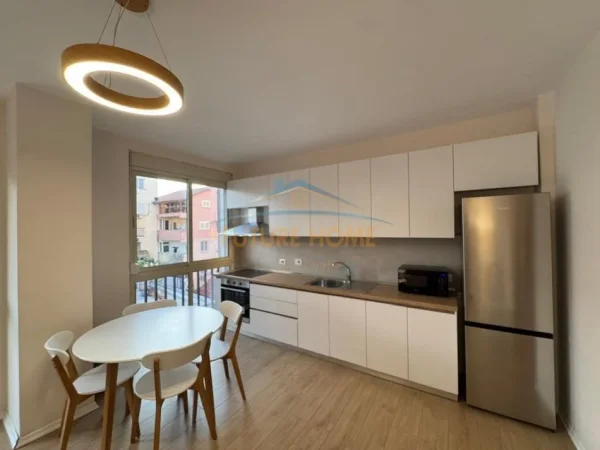 Qera, Apartament 1+1,Rruga e Kavajes, Tirane.