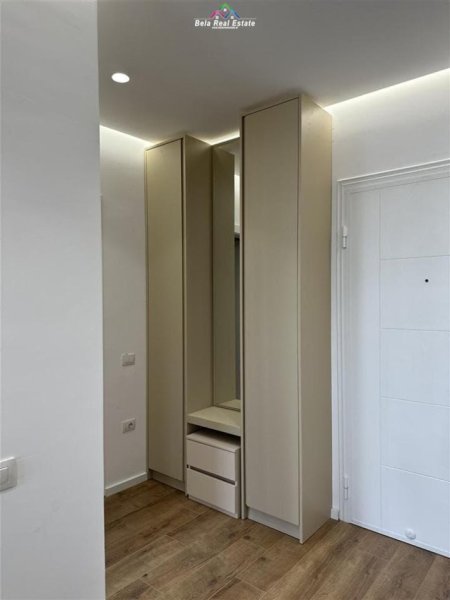 Tirane, jepet me qera apartament 1+1 Kati 4, 64 m² 550 € (Tek ish Fusha e Aviacionit)