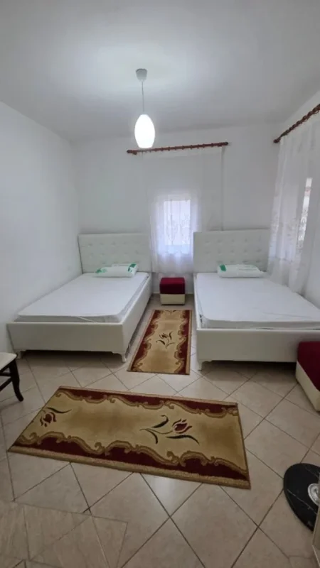 Durres, jepet me qera apartament 1+1 Kati 4, 75 m² 380 € 