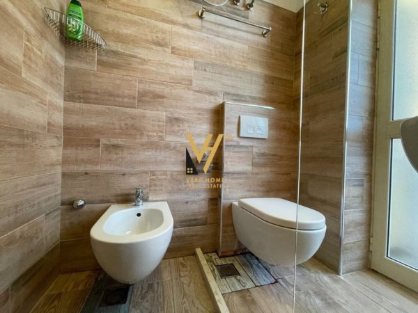 Tirane, jepet me qera apartament 1+1+Ballkon Kati 3, 50 m² 600 € (MYSLYM SHYRI)