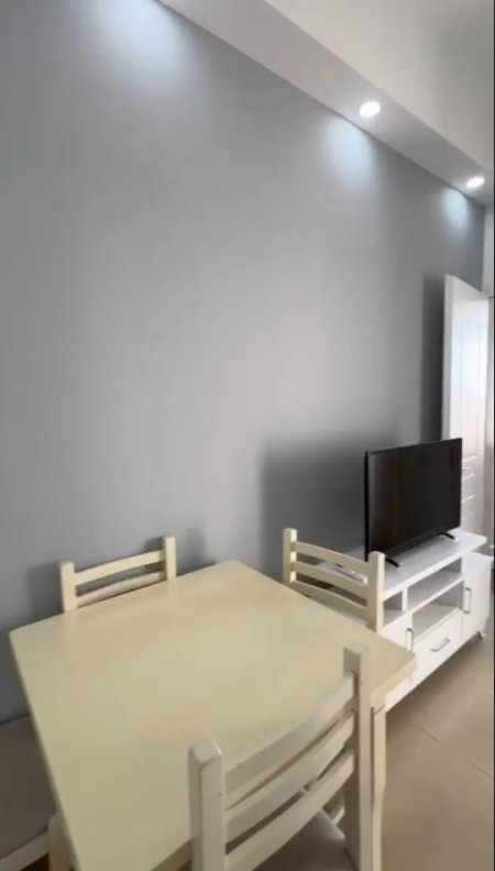 Tirane, jepet me qera apartament 2+1+Aneks+Ballkon Kati 6, 75 m² 500 € (Kodra Diellit, Rruga Rrapo Hekali)