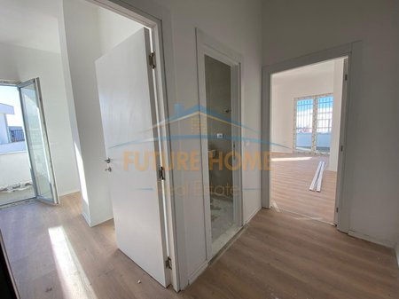 Tirane, shitet apartament 1+1 Kati 9, 89 m² 115.000 € 
