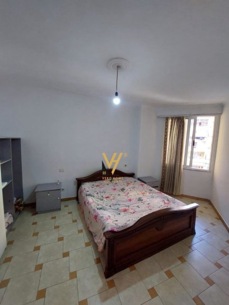 Tirane, jepet me qera apartament 1+1+Ballkon Kati 3, 85 m² 400 € (ASTIR)