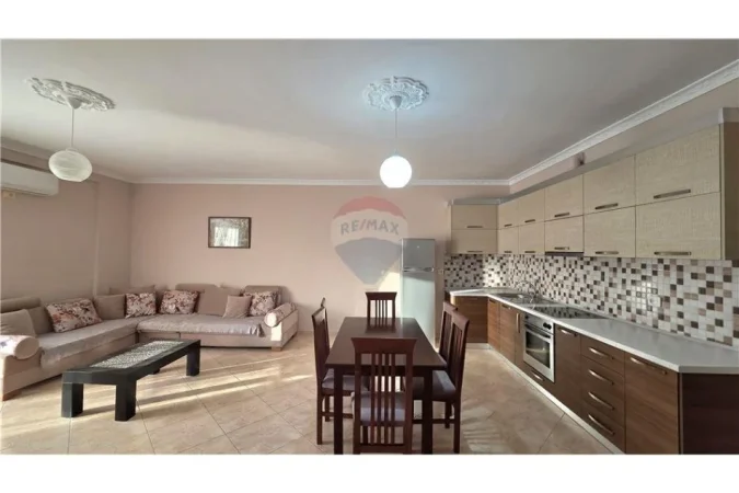 Vlore, shitet apartament 2+1+Ballkon Kati 6, 104 m² 193.000 € (Blv. Ismail Qemali,Vlore)
