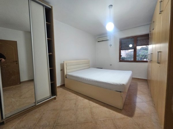 Tirane, shitet apartament 1+1 Kati 4, 53 m² 125.000 € (Pranë Shkollës së Baletit)