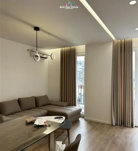 Tirane, jepet me qera apartament 1+1 Kati 4, 64 m² 550 € (Rruga e Dafinave)