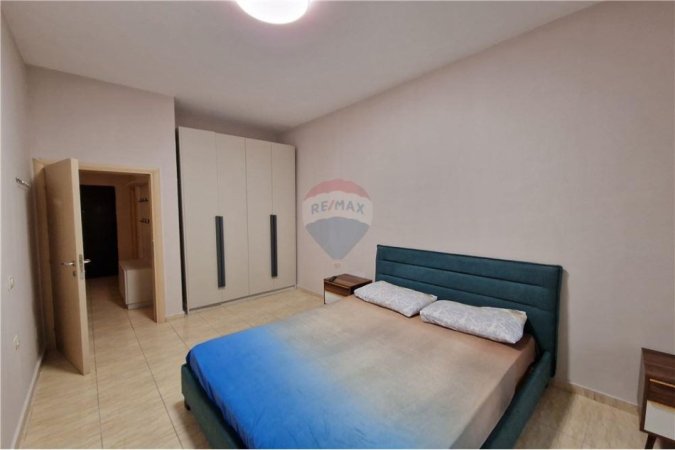 Vlore, jepet me qera apartament 1+1+Ballkon Kati 0, 67 m² 350 € (Rruga Dhimitër Konomi, Vlore)
