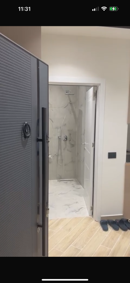 Tirane, jepet me qera apartament Kati 4, 500 € 