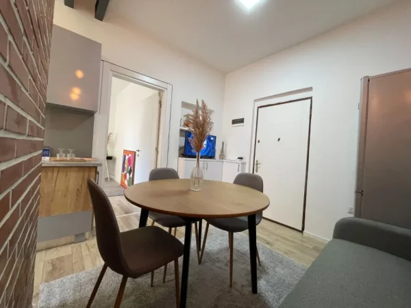 Jepet me Qira Apartament 1+1 tek Myslym Shyri,  600 €URO