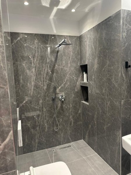 Tirane, jap me qera apartament 1+1+Aneks+Ballkon Kati 4, 65 m² 600 € 