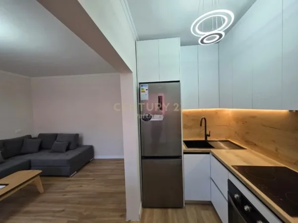 Tirane, shitet apartament 1+1 Kati 3, 54 m² 122.000 € 