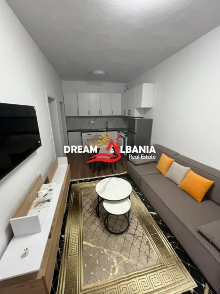 Tirane, jepet me qera apartament 2+1 Kati 2, 90 m² 550 € (ali demi)