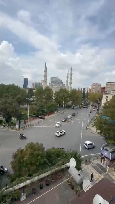 Shitet Apartament 2+1 tek Kryqëzimi i Rrugës së Elbasanit,  225.000 €URO