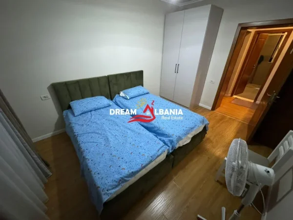 Tirane, jepet me qera apartament 2+1 Kati 2, 90 m² 650 € (fortuzi)