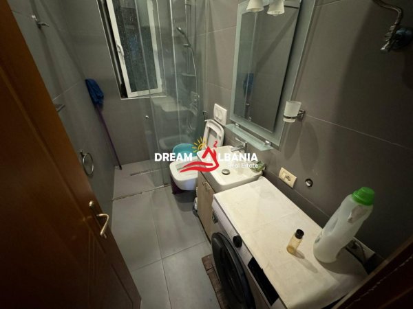Tirane, jepet me qera apartament 2+1 Kati 2, 90 m² 650 € (fortuzi)