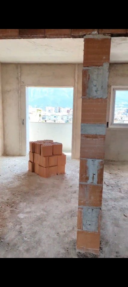 Tirane, shitet apartament 2+1 Kati 7, 155.000 € 