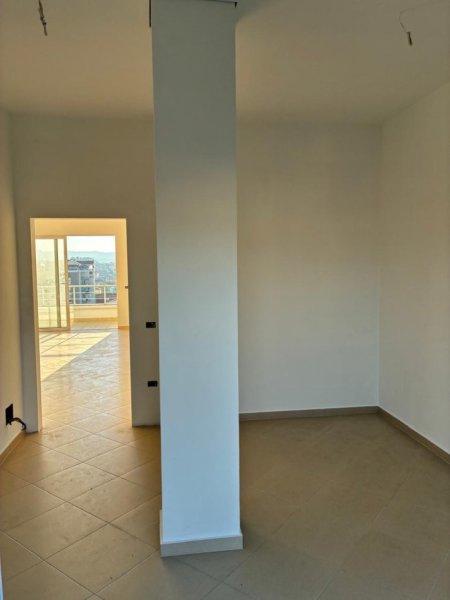 Fier, shitet apartament+verande | Penthouse 4+1+Aneks+Ballkon Kati 7, 352 m² 290.000 € (Sharra, Fier)