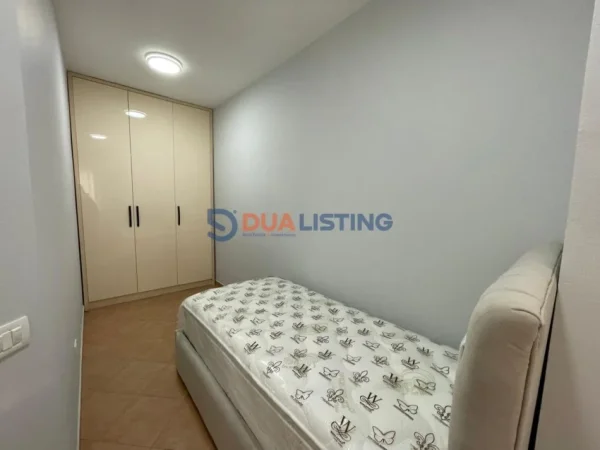 Tirane, jap me qera apartament 2+1 Kati 7, 78 m² 750 € (Rruga e Kavajes prane Kishes Katolike)