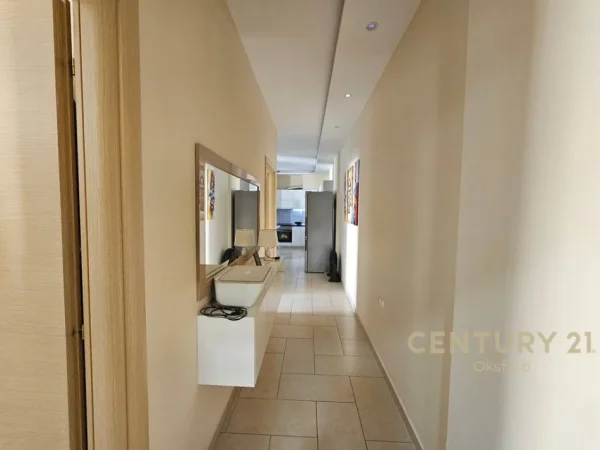 Tirane, shitet apartament 2+1 Kati 3, 103 m² 185.000 € (Kopshti Botanik)