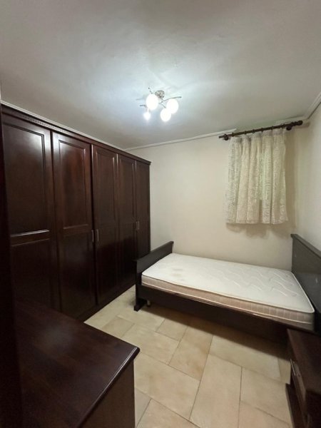 Tirane, jepet me qera apartament 3+1+Ballkon Kati 9, 105 m² 900 € (Rruga Milto Tutulani)