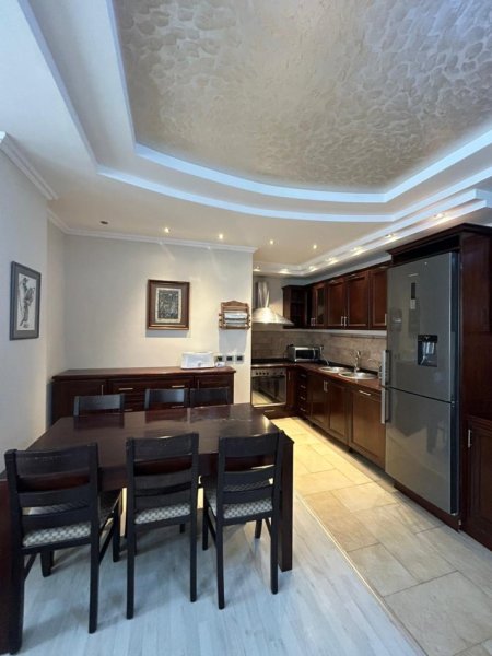 Tirane, jepet me qera apartament 3+1+Ballkon Kati 9, 105 m² 900 € (Rruga Milto Tutulani)