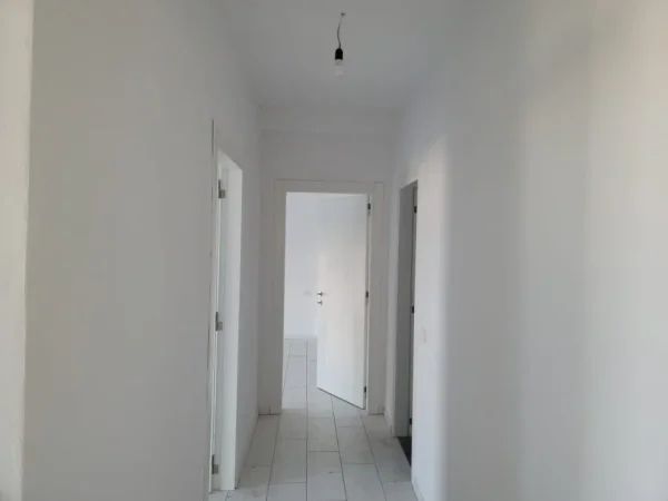 Tirane, shitet apartament 2+1 , 119 m² 164.500 € (Bulevardi i Ri)