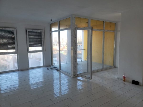 Tirane, shitet apartament 2+1 , 119 m² 164.500 € (Bulevardi i Ri)