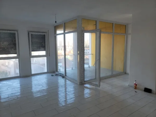 Tirane, shitet apartament 2+1 , 119 m² 164.500 € (Bulevardi i Ri)
