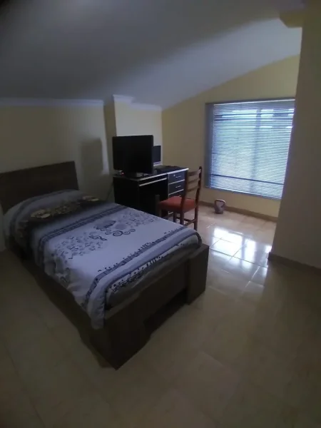 Tirane, shitet apartament 3+1 Kati 3, 240.000 € 
