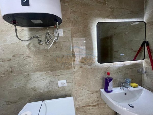 Tirane, jepet me qera apartament 1+1 Kati 6, 73 m² 650 € (ZOGU I ZI)