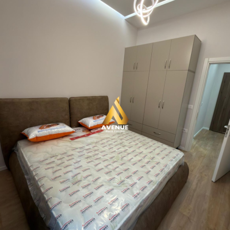 Green and White Minimalist House for Sale Facebook Post - 2025-12-16T130656.976.png