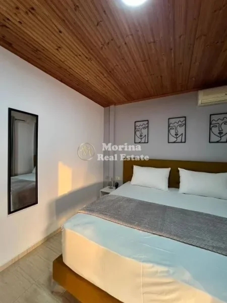 Sarande, shitet Vile 6+1 , 385 m² 500.500 € (Rruga Skenderbeu)