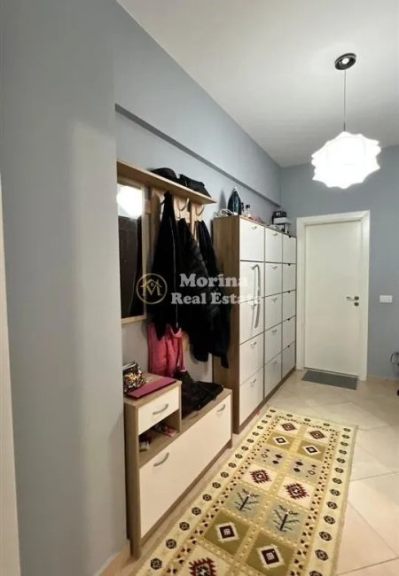 Tirane, shitet apartament 1+1 Kati 1, 82 m² 103.000 € (Fresku)