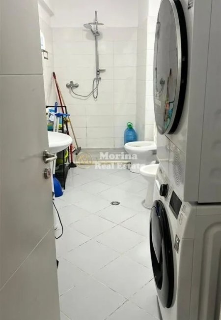 Tirane, shitet apartament 1+1 Kati 1, 82 m² 103.000 € (Fresku)