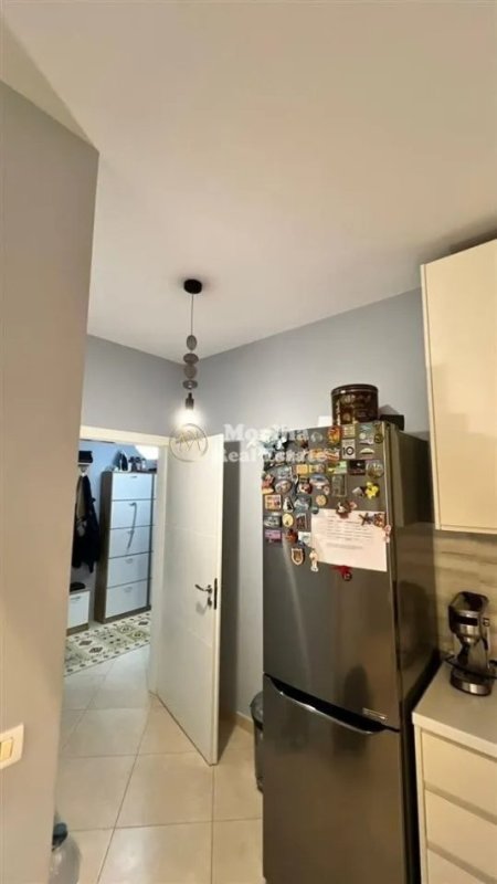 Tirane, shitet apartament 1+1 Kati 1, 82 m² 103.000 € (Fresku)