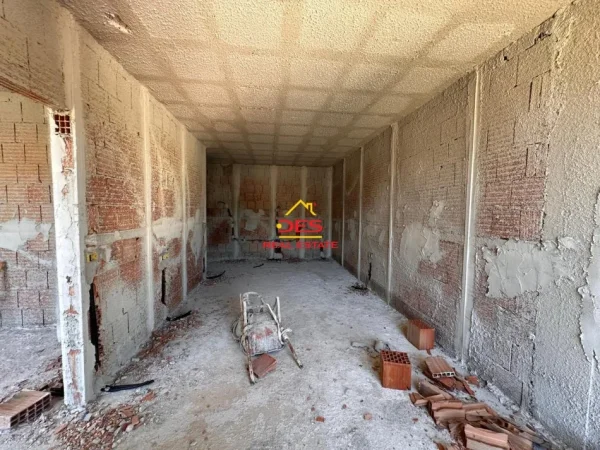 Vlore, shitet apartament 1+1+Ballkon Kati 7, 92 m² (Lungomare)