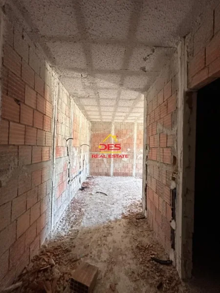 Vlore, shitet apartament 1+1+Ballkon Kati 7, 92 m² (Lungomare)