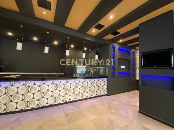 Tirane, jepet me qera ambjent biznesi Kati 0, 200 m² 1.000 € 
