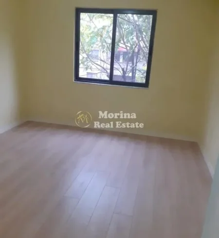 Tirane, shitet apartament 1+1 Kati 2, 53 m² 100.000 € (Shkolla e Bashkuar)