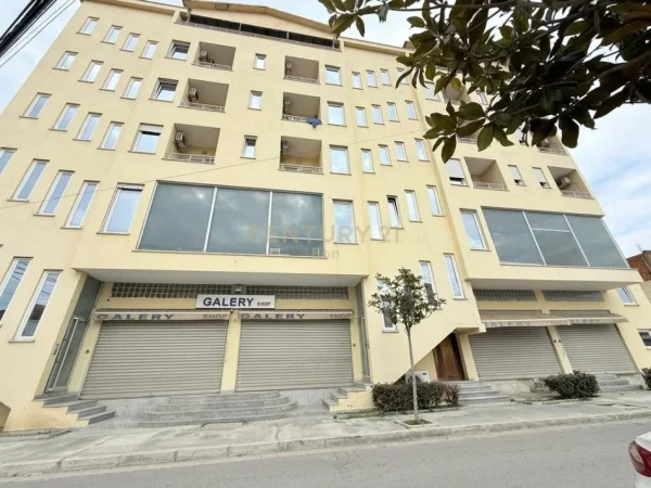 Durres, shitet ambjent biznesi Kati 6, 1.400 m² 1.400.000 € 
