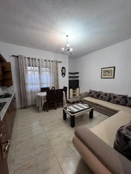 Tirane, jepet me qera apartament 2+1 Kati 1, 85 m² 500 € (Selite.)